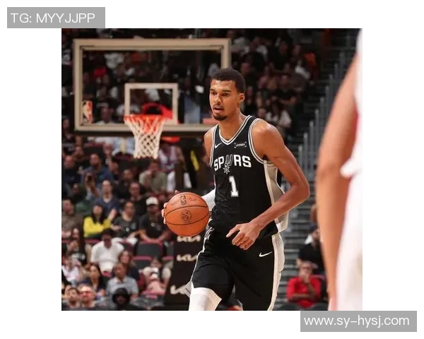 2015年热火与马刺季前赛精彩对决回顾与分析