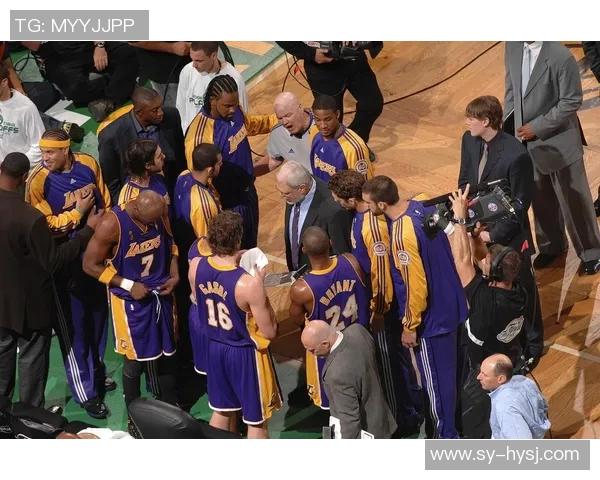 2006年NBA季后赛精彩回顾:太阳队与湖人队的激烈对决与传奇瞬间 2006年NBA季后赛精彩回顾:太阳队与湖人队的激烈对决与传奇瞬间